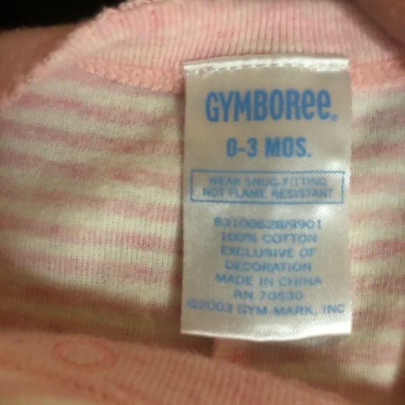 Baby girl kitten sleeper like new !! - Picture 2 of 2